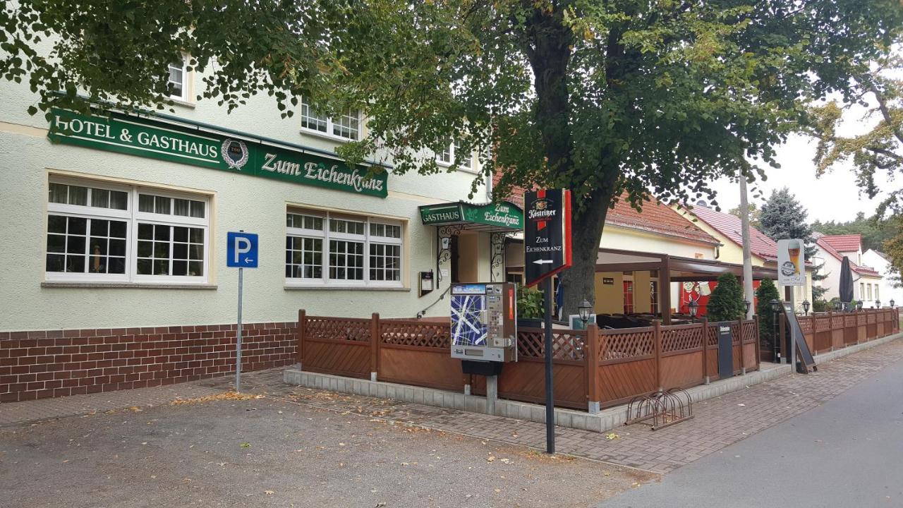 Hotel & Gasthaus Zum Eichenkranz Лукенвальде Экстерьер фото